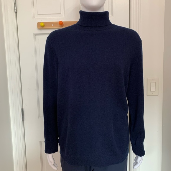 Theory Other - Theory Turtleneck in Cashmere men’s